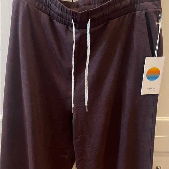 Vuori Brown Women's Pants - Picture 5 of 6